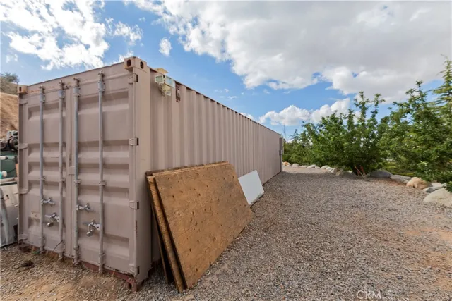 $795,000 | 1870 Oak Springs Valley Road, Wrightwood, CA 92397