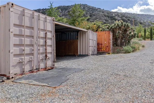 $795,000 | 1870 Oak Springs Valley Road, Wrightwood, CA 92397