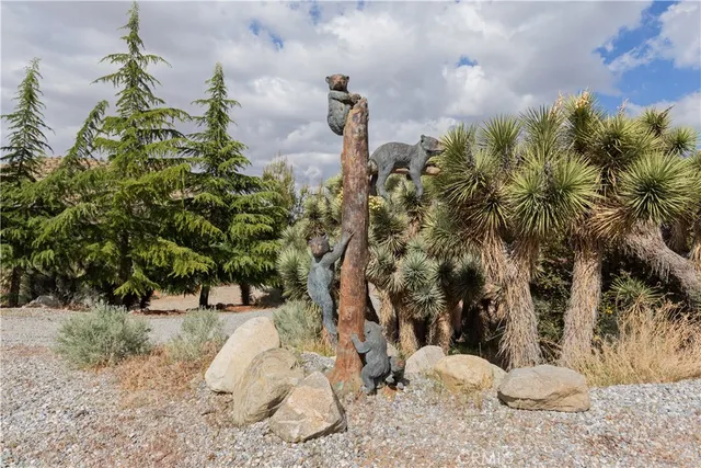 $795,000 | 1870 Oak Springs Valley Road, Wrightwood, CA 92397