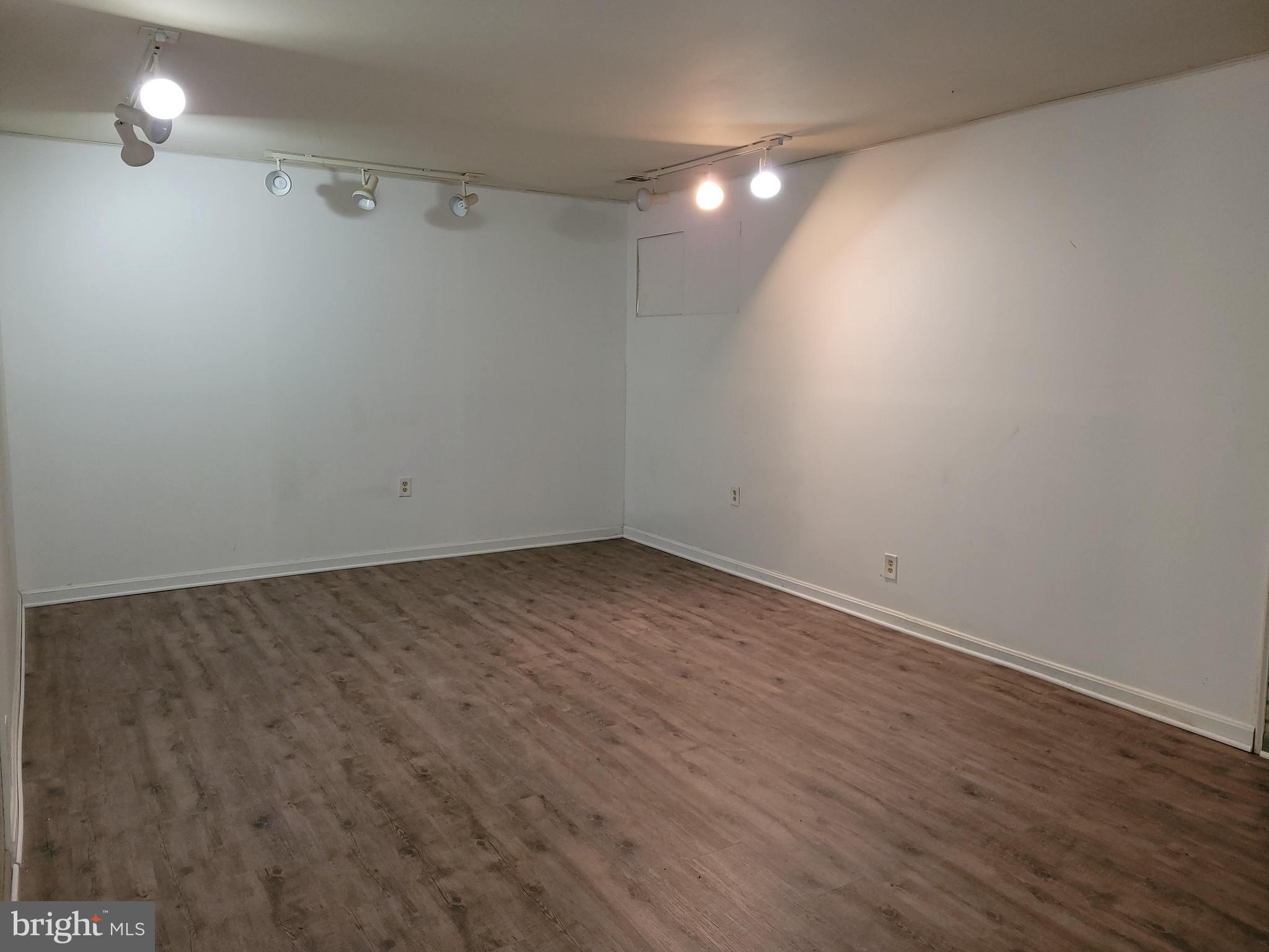 6325 Red Cedar Place Baltimore, MD 21209 - Photo 20 of 26