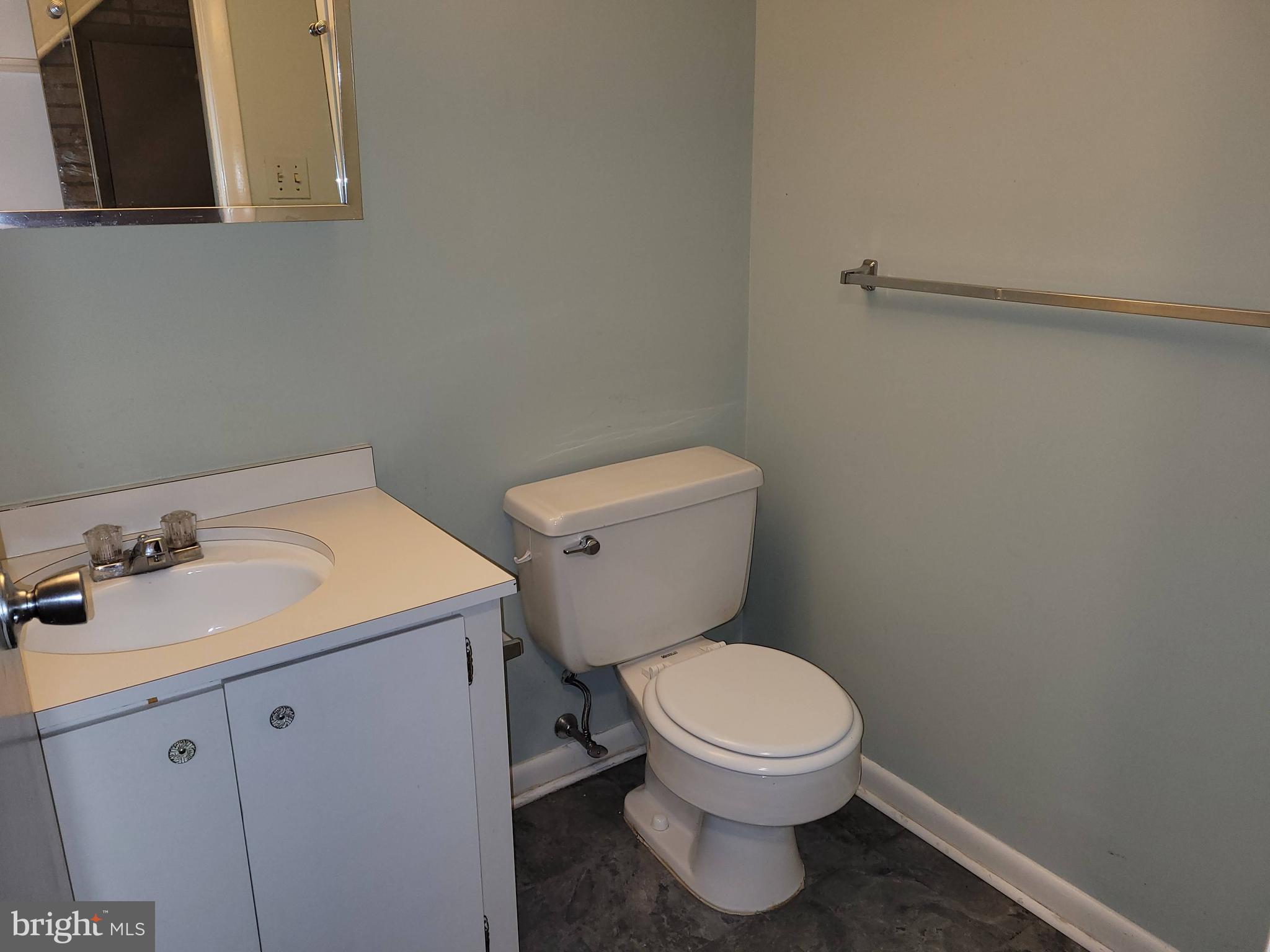 6325 Red Cedar Place Baltimore, MD 21209 - Photo 21 of 26