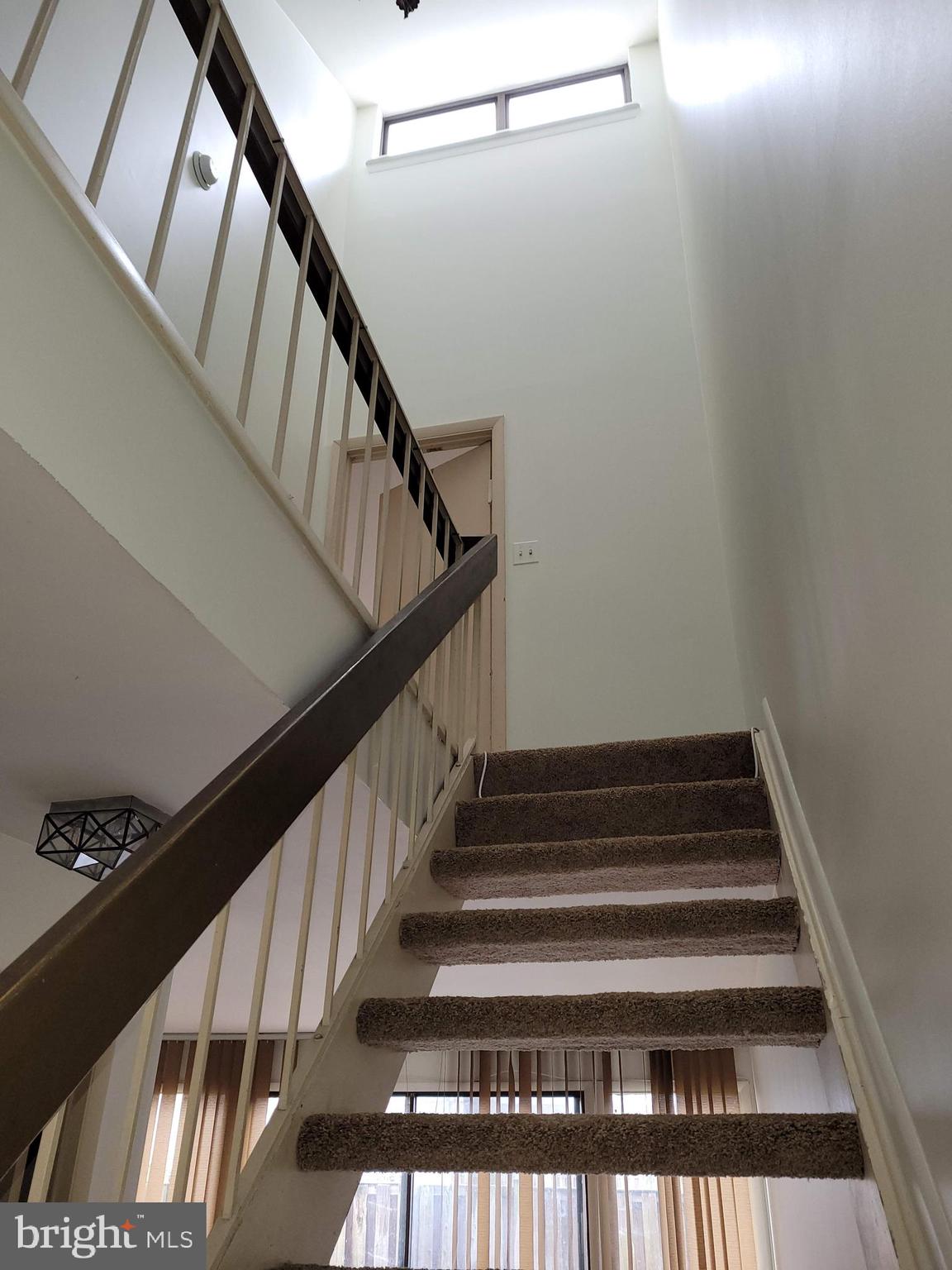 6325 Red Cedar Place Baltimore, MD 21209 - Photo 8 of 26