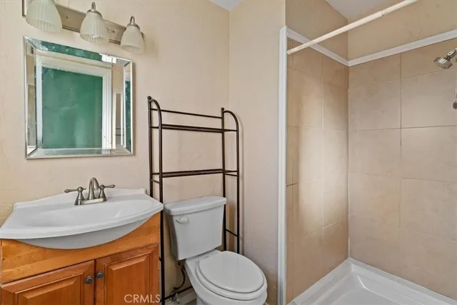 $925,000 | 17222 Wall Street, Carson, CA 90746