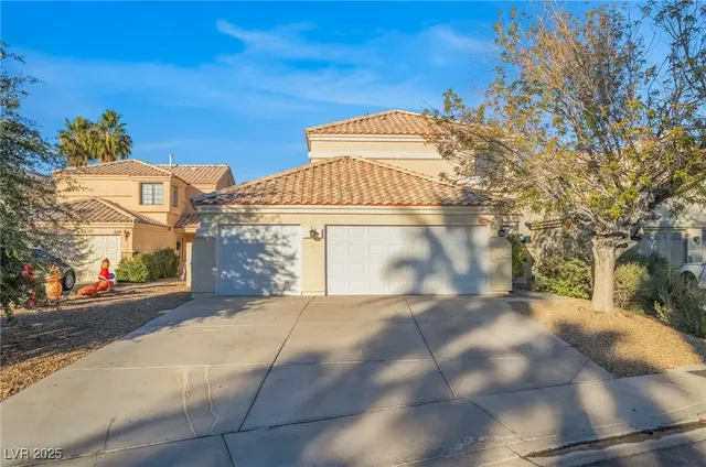 $2,395 | 341 Lander Drive, Henderson, NV 89074