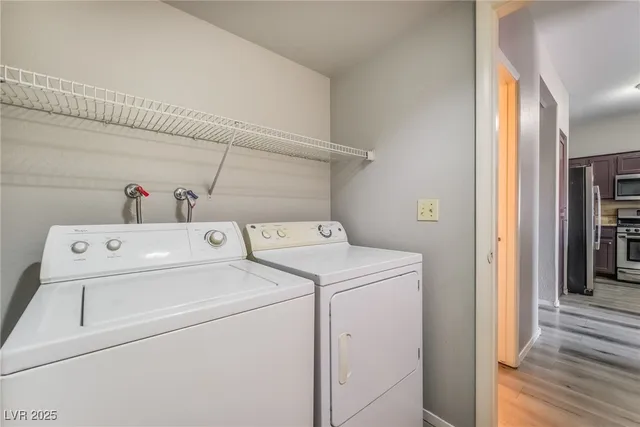 $2,395 | 341 Lander Drive, Henderson, NV 89074