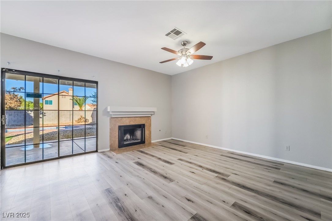 341 Lander Drive Henderson, NV 89074 - Photo 6 of 25