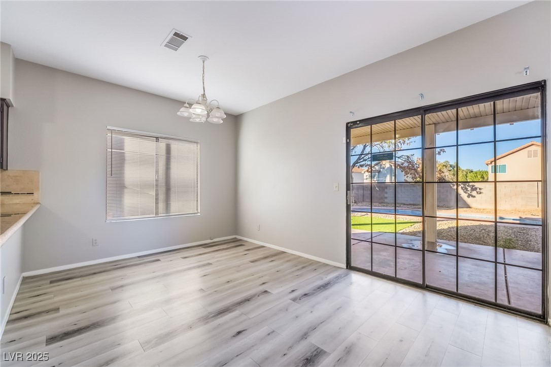 341 Lander Drive Henderson, NV 89074 - Photo 7 of 25