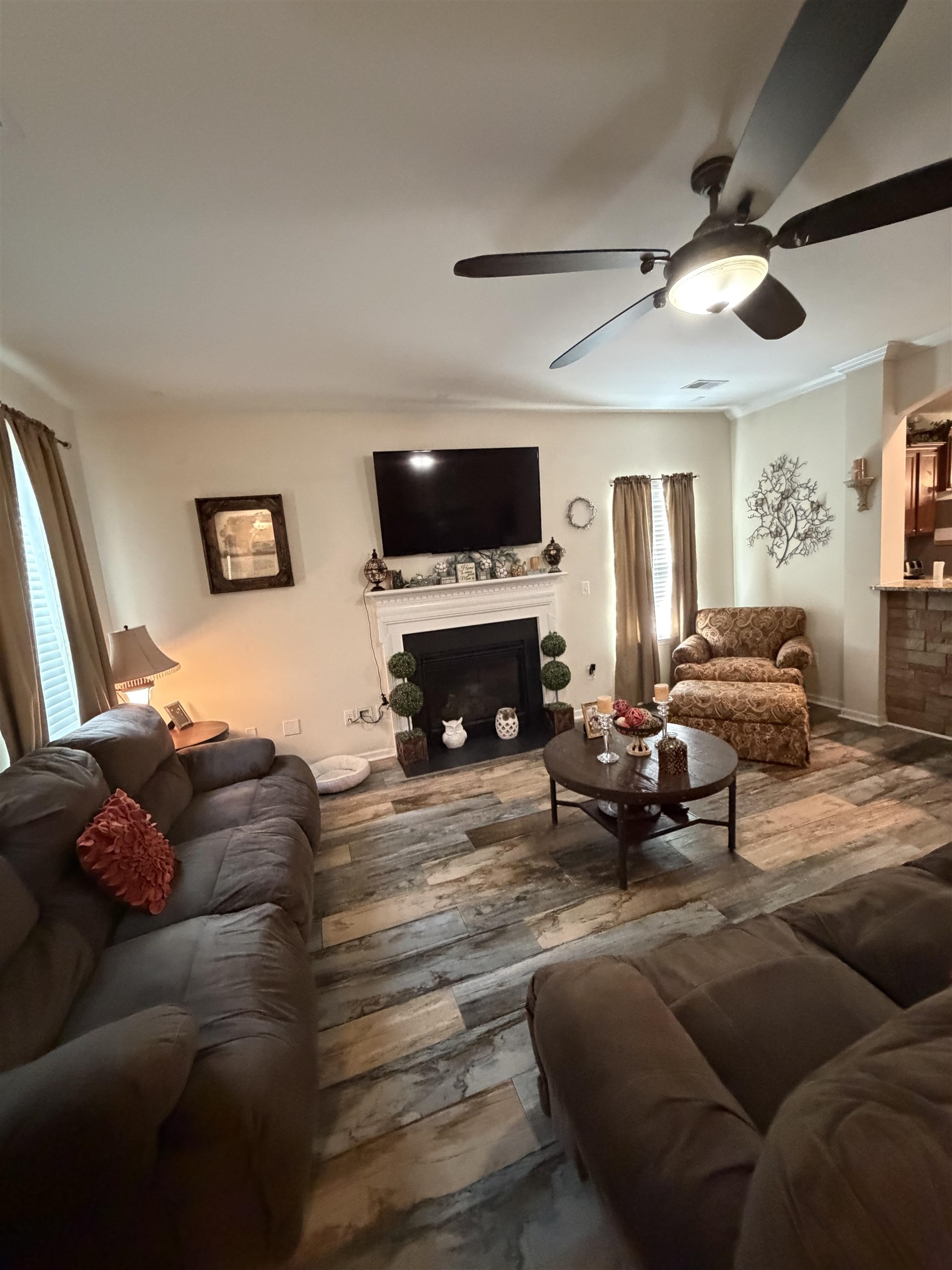 267 Castleton Circle Boiling Springs, SC 29316 - Photo 3 of 49
