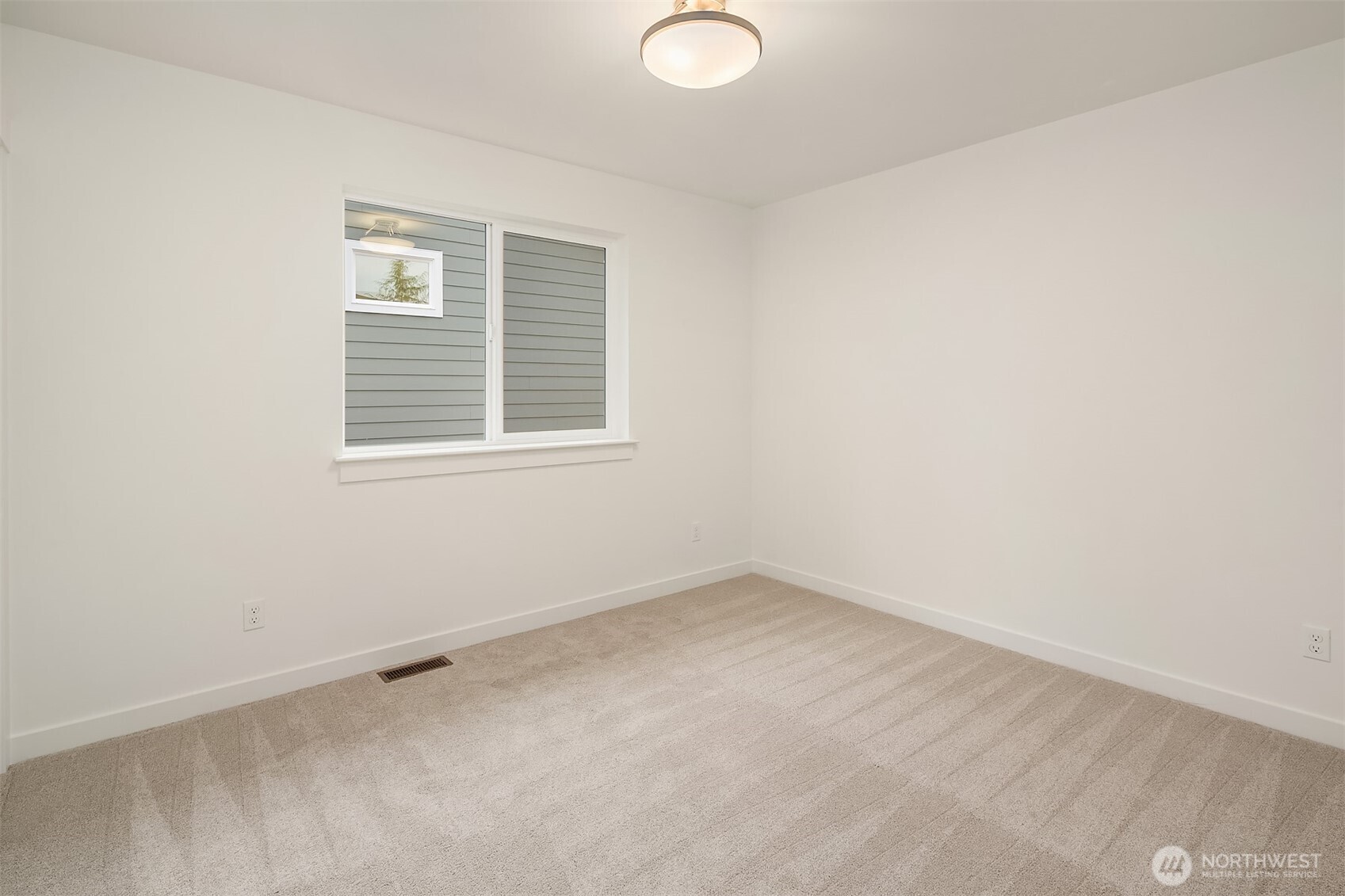 22212 98th Avenue West Edmonds, WA 98020 - Photo 37 of 40