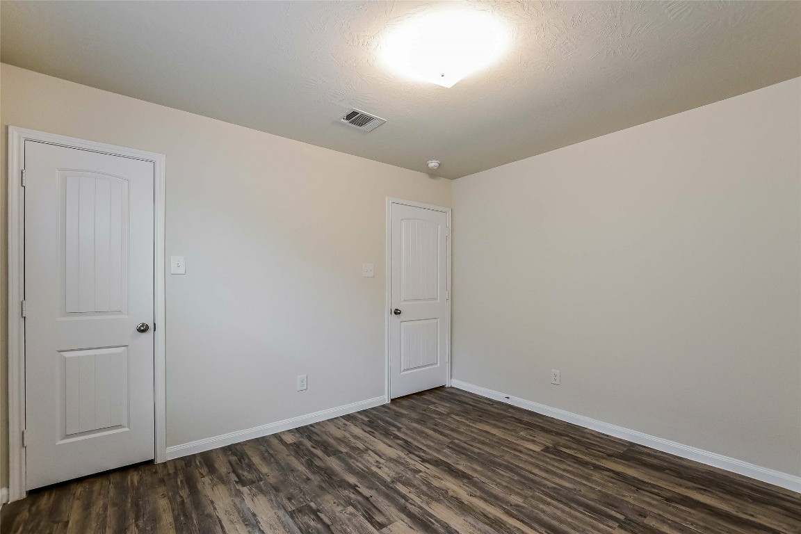 5506 Paiges Way Katy, TX 77449 - Photo 15 of 17 a view of an empty room