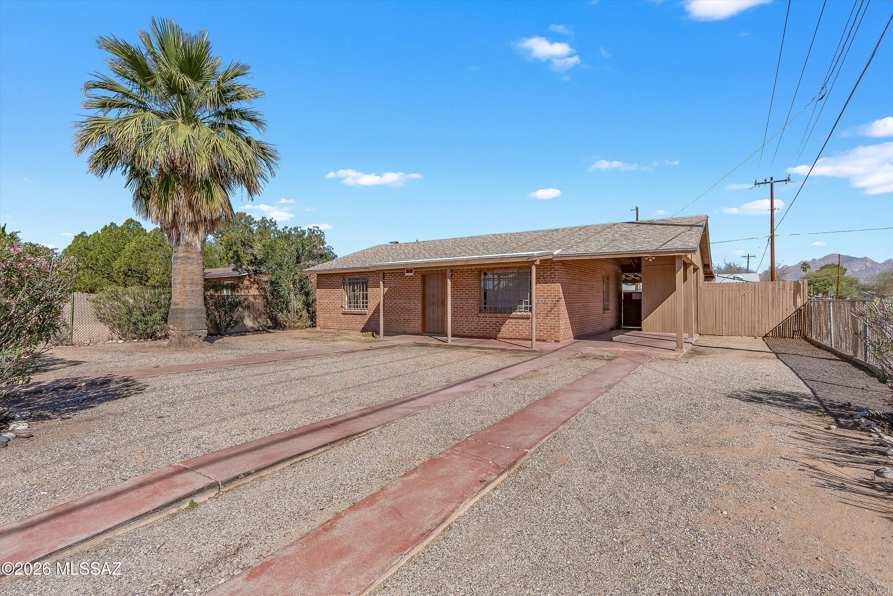 945 East Prince Road Tucson, AZ 85719 - Photo 2 of 24