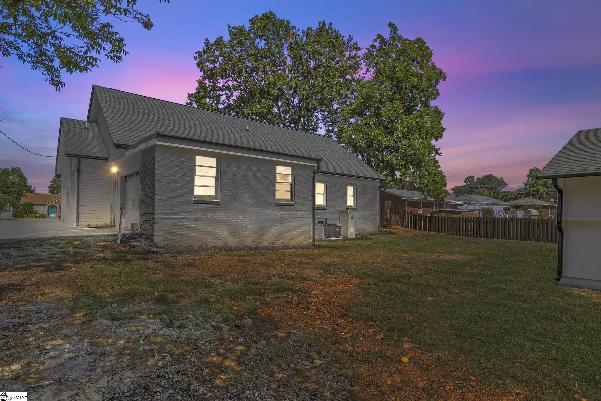 513 Whitehall Road Anderson, SC 29625 - Photo 33 of 36