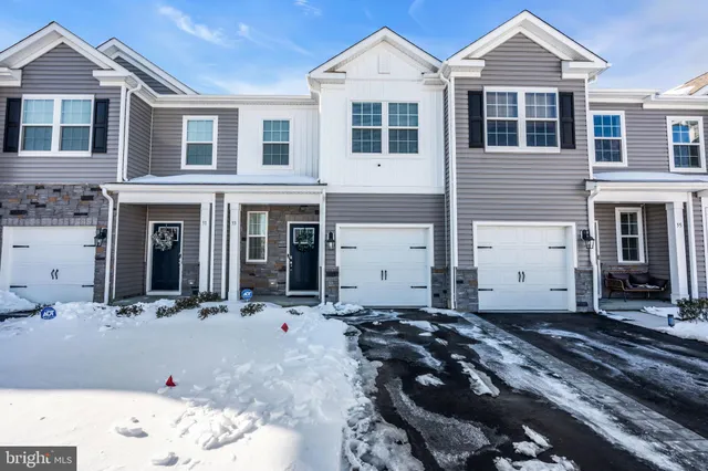 $393,000 | 33 Alexander Way, Westampton, NJ 08060