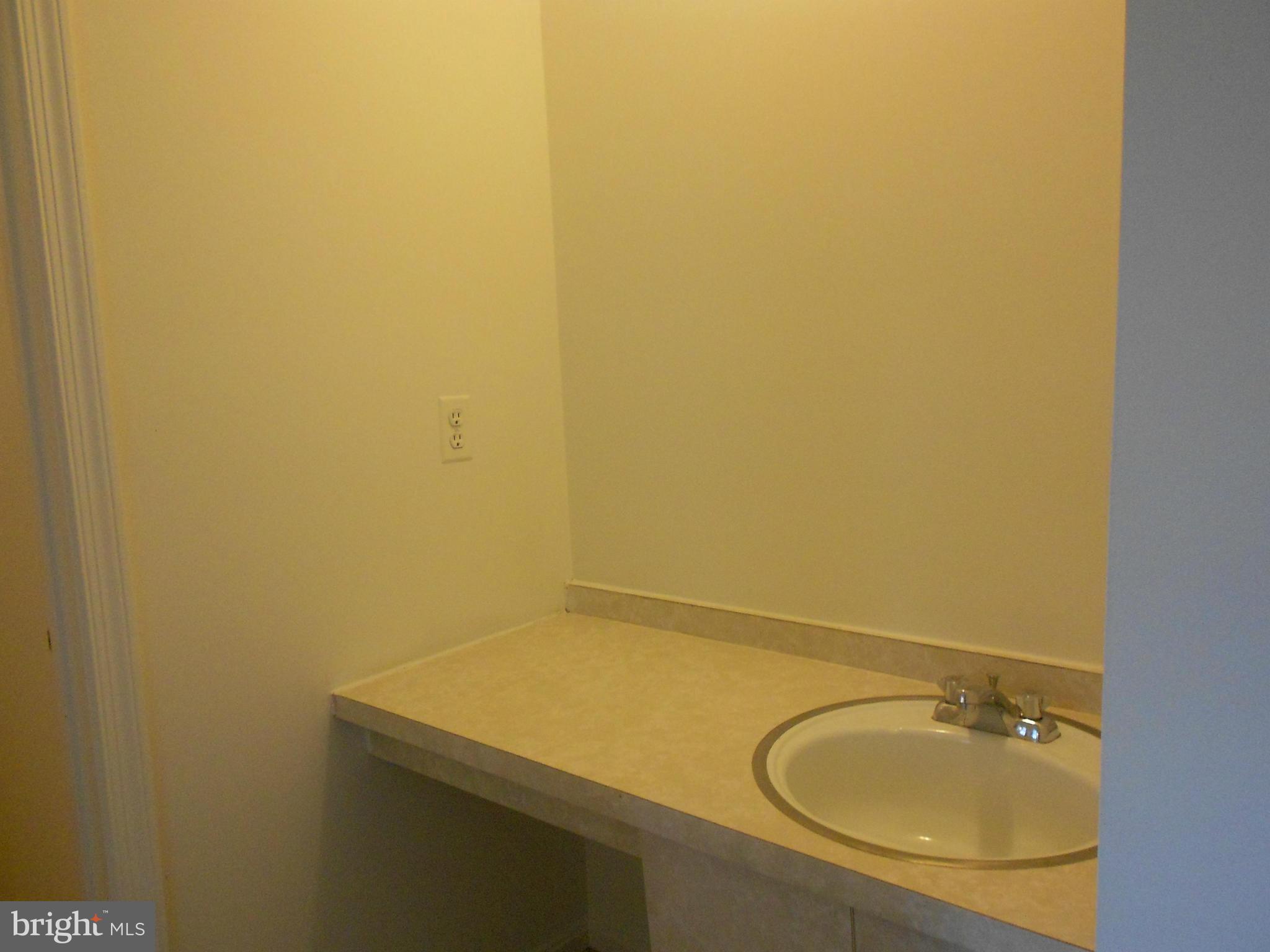 11718 Kemp Mill Road Silver Spring, MD 20902 - Photo 13 of 13 Bedroom (Master)-Dressing Area
