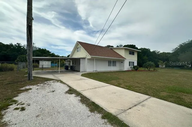 $2,395 | 3912 Linwood, Bradenton, FL 34208