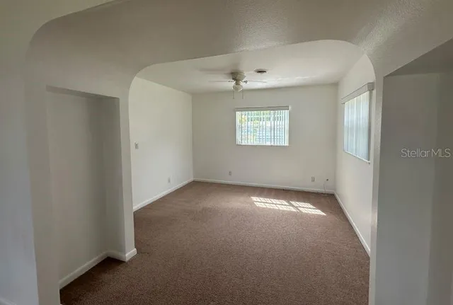 $2,395 | 3912 Linwood, Bradenton, FL 34208