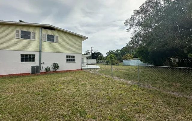 $2,395 | 3912 Linwood, Bradenton, FL 34208