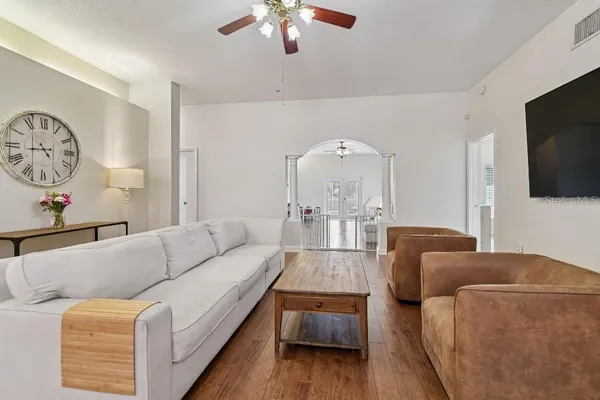 $477,500 | 627 Tuscanny Street, Brandon, FL 33511