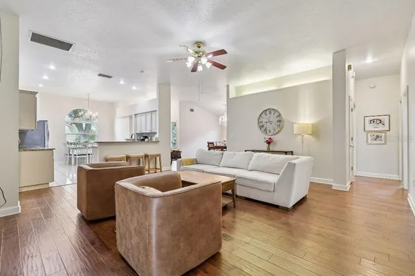 $477,500 | 627 Tuscanny Street, Brandon, FL 33511