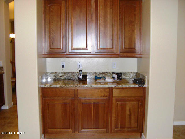 16922 North Palo Rojo Road Maricopa, AZ 85138 - Photo 21 of 42 21 - Kitchen 6