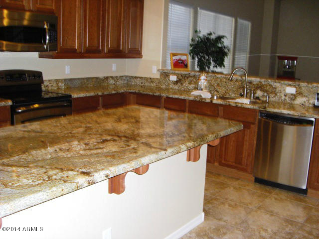 16922 North Palo Rojo Road Maricopa, AZ 85138 - Photo 23 of 42 23 - Kitchen 8