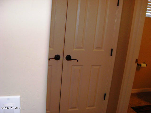 16922 North Palo Rojo Road Maricopa, AZ 85138 - Photo 8 of 42 08 - Linen Closet 1