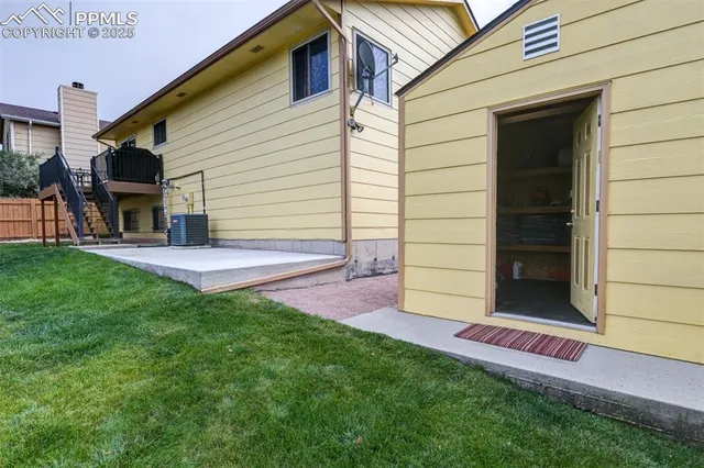 $465,000 | 4835 Old Farm Circle West, Colorado Springs, CO 80917