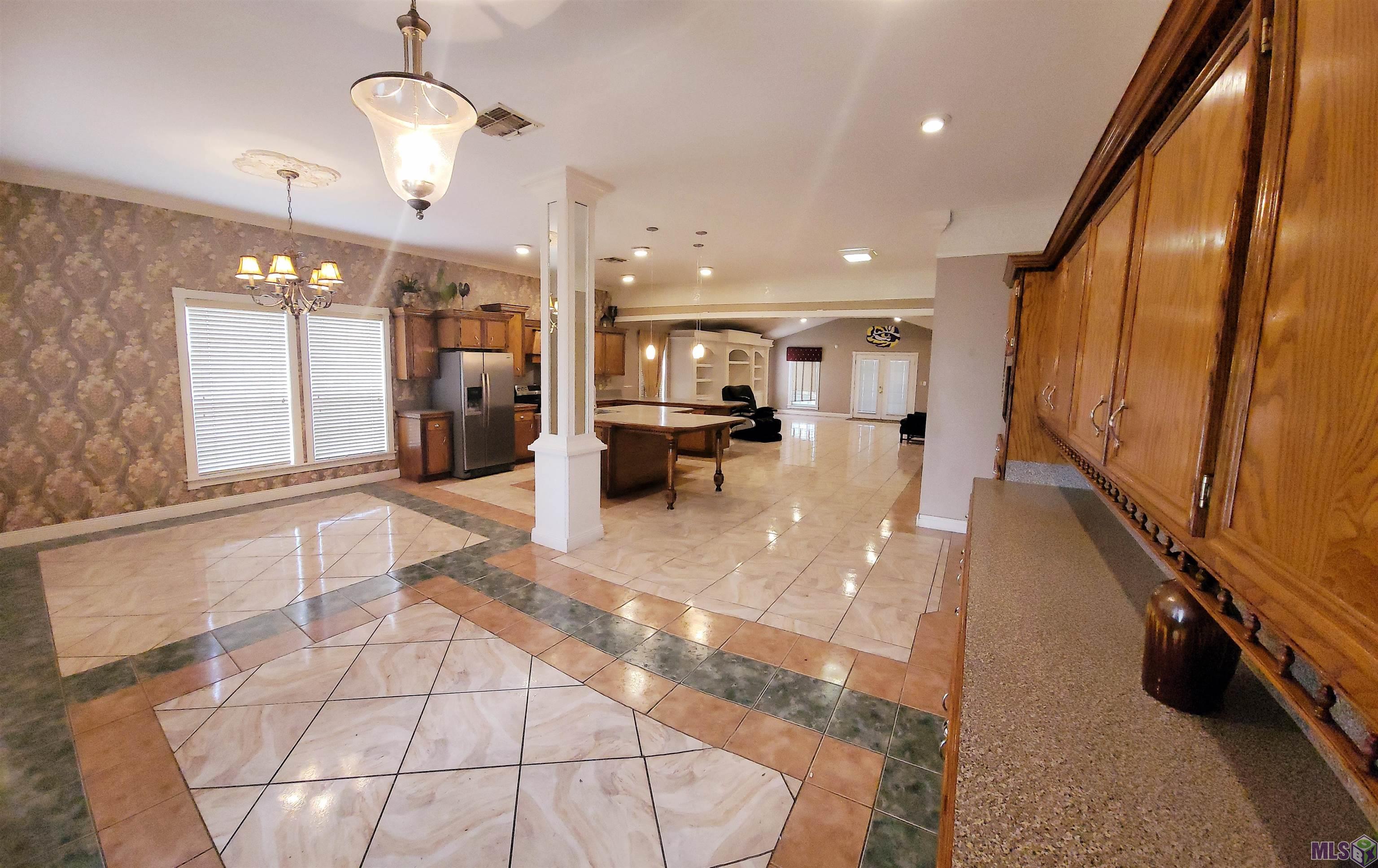 319 David Road Morgan City, LA 70380 - Photo 3 of 27 Gallery Image 3