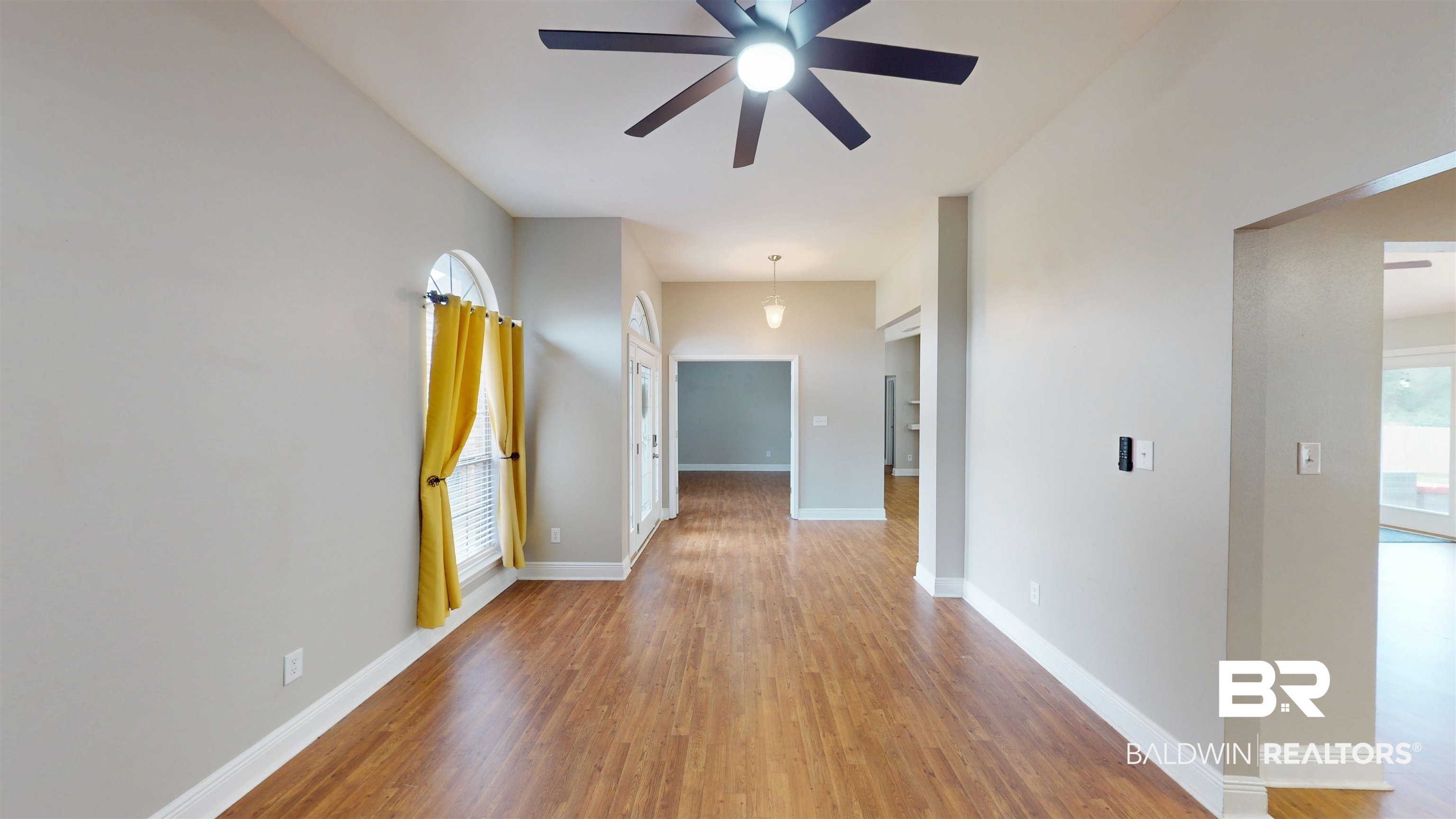 10753 Rigby Drive Mobile, AL 36695 - Photo 8 of 33 Nicely sized dining room.
