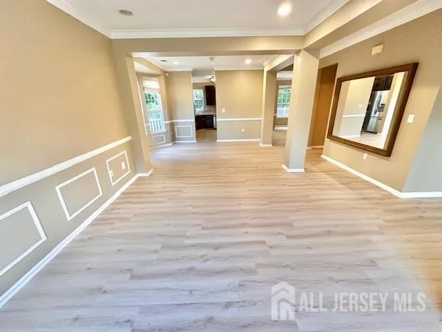 a view of an entryway of the house