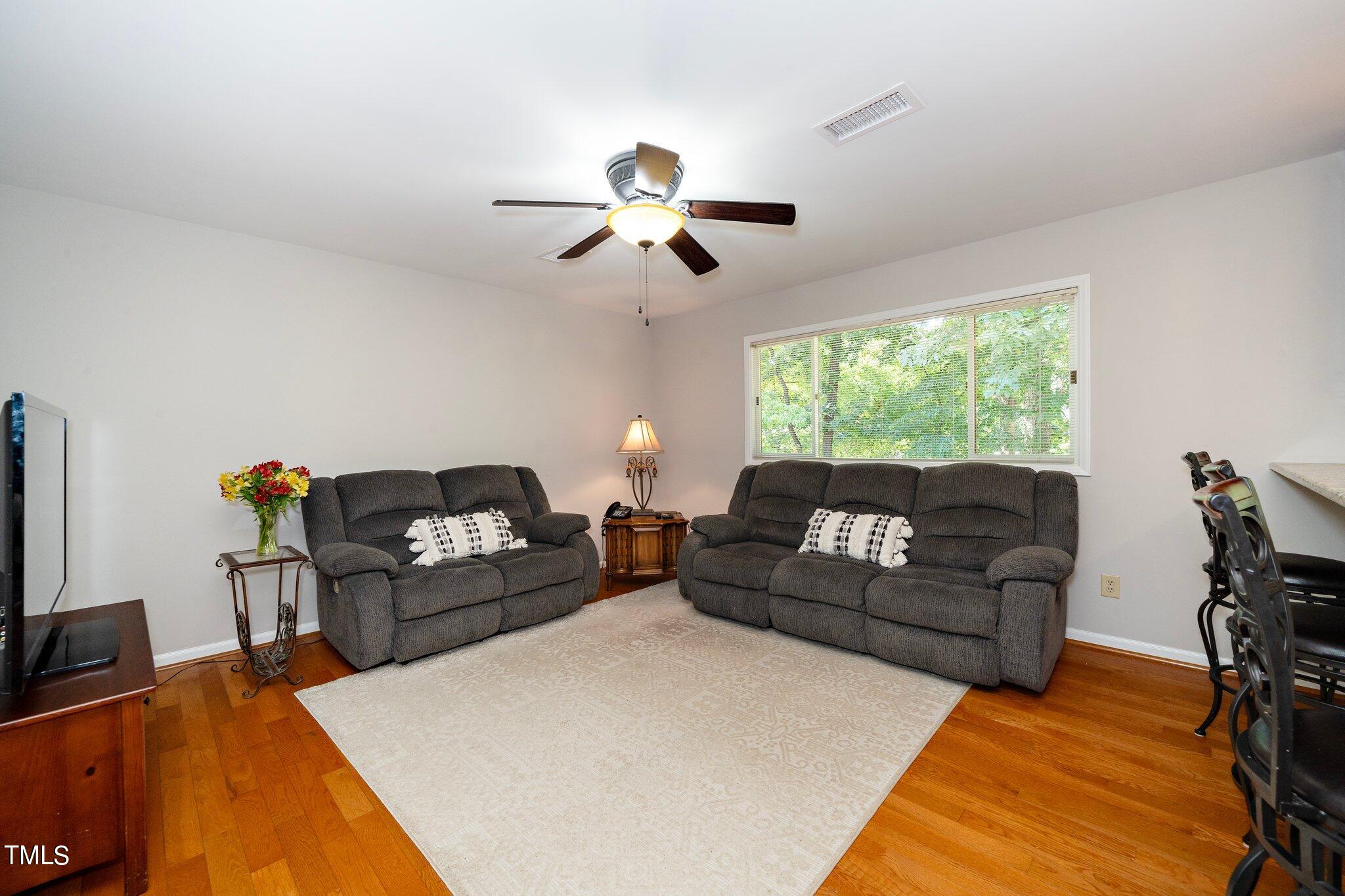 6406 Arnold Road Raleigh, NC 27607 - Photo 24 of 44 24-web-or-mls-6406 Arnold Rd (24 of 44)