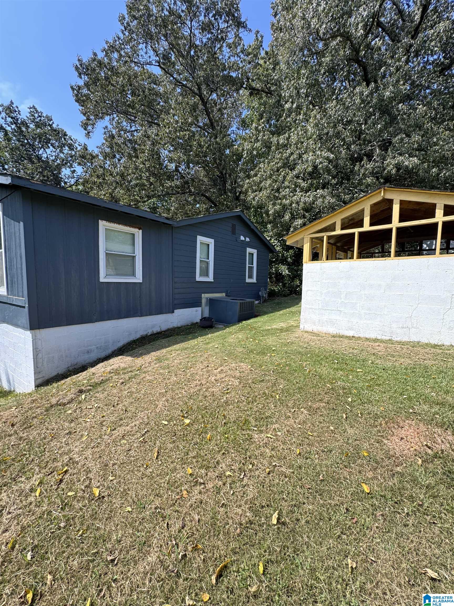 2011 Mountain View Road Birmingham, AL 35210 - Photo 21 of 45