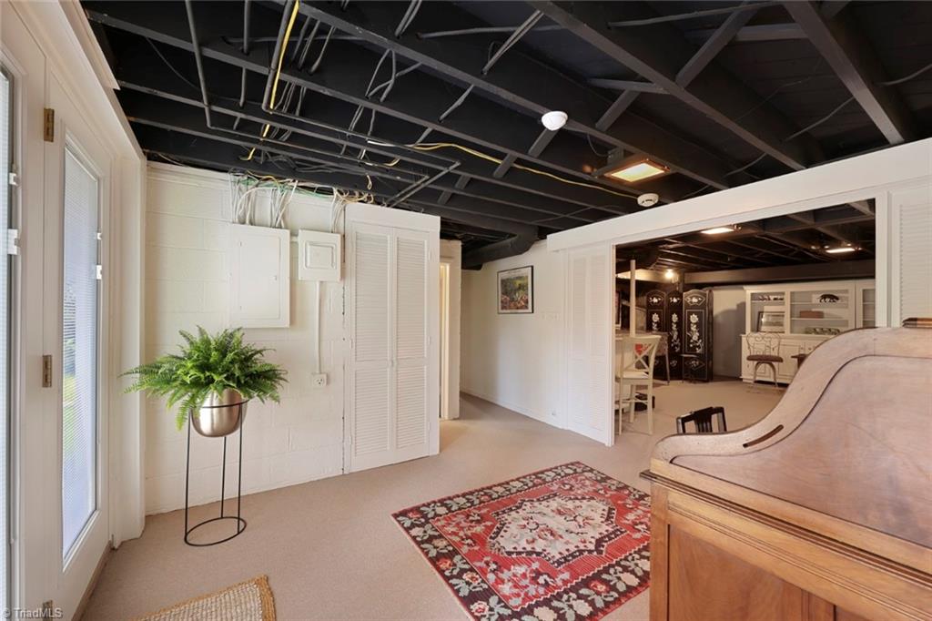 3018 Cambridge Road Winston-Salem, NC 27104 - Photo 23 of 33 Gallery Image 23