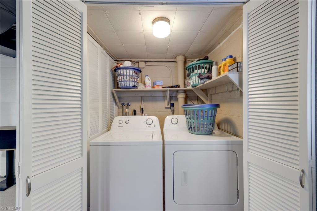 3018 Cambridge Road Winston-Salem, NC 27104 - Photo 29 of 33 Gallery Image 29