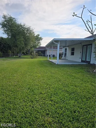 $2,000 | 1905 Southwest 11th Street, Cape Coral, FL 33991
