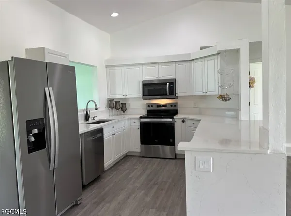 $2,000 | 1905 Southwest 11th Street, Cape Coral, FL 33991