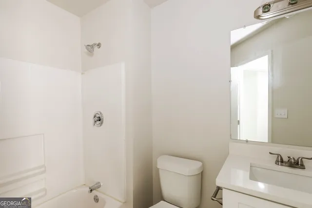 $2,010 | 10057 Tara Glynn Drive, Hampton, GA 30228