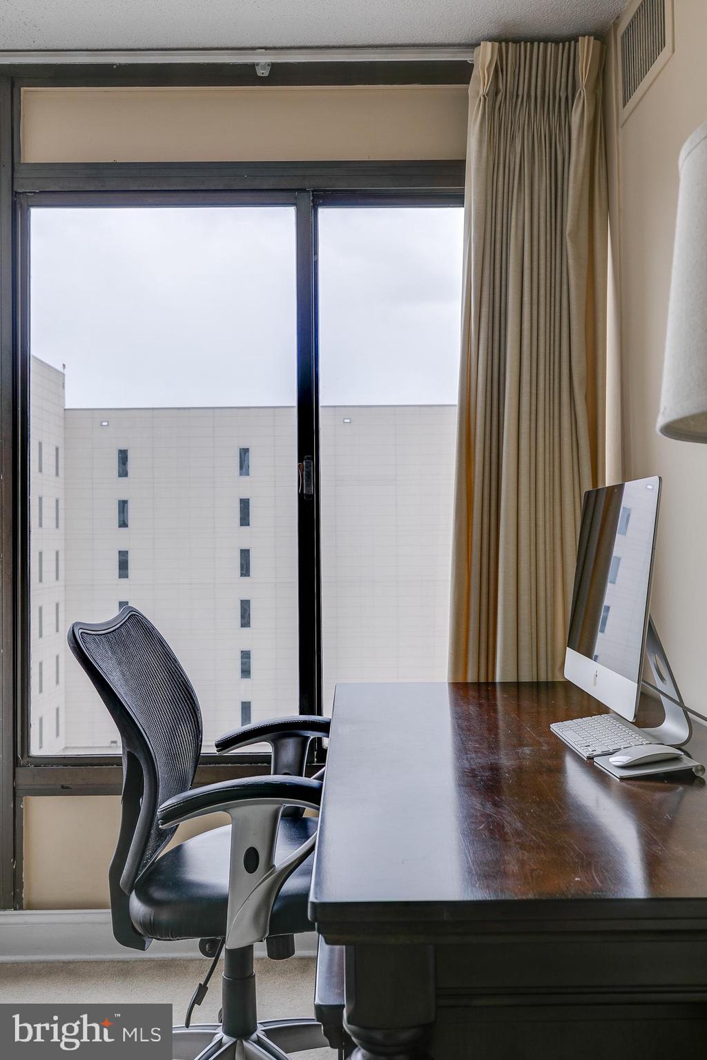 2001 Hamilton Street, Unit 1029 Philadelphia, PA 19130 - Photo 5 of 6