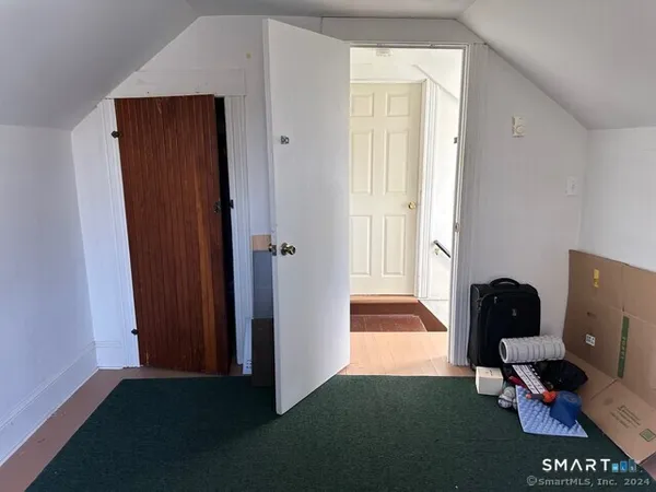 $1,575 | 22 Donahue Place, Torrington, CT 06790