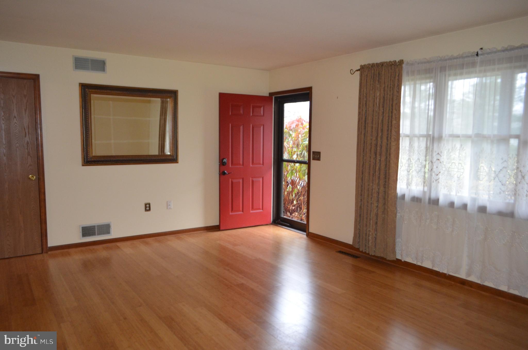 1026 Valley Road Enola, PA 17025 - Photo 5 of 25 Gallery Image 5