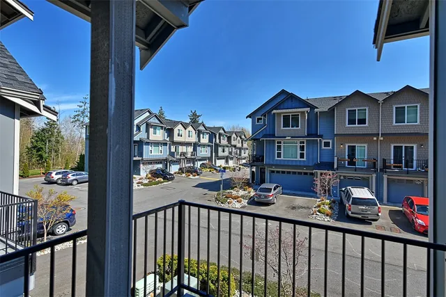 $2,995 | 10524 14th Drive Southeast, Everett, WA 98208