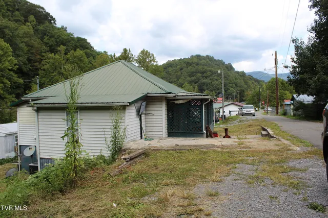 $87,500 | 167 Baxter Loop, St. Charles, VA 24282