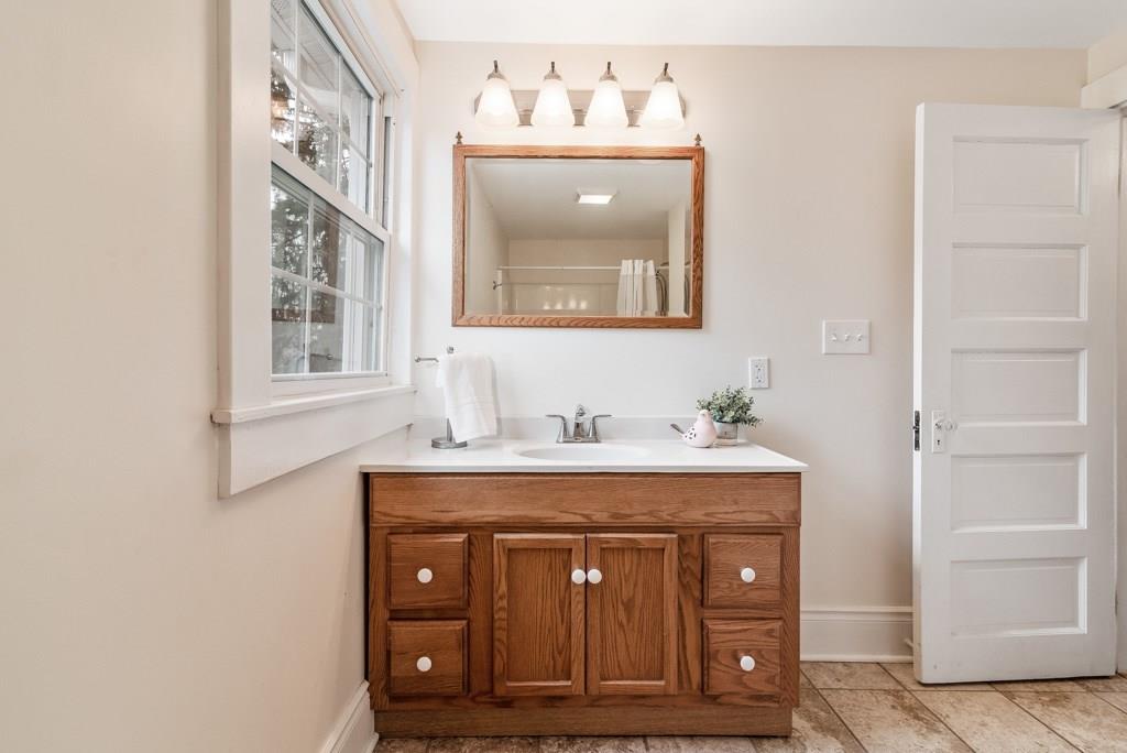 302 Ridge Road Valencia, PA 16059 - Photo 22 of 25 Gallery Image 22