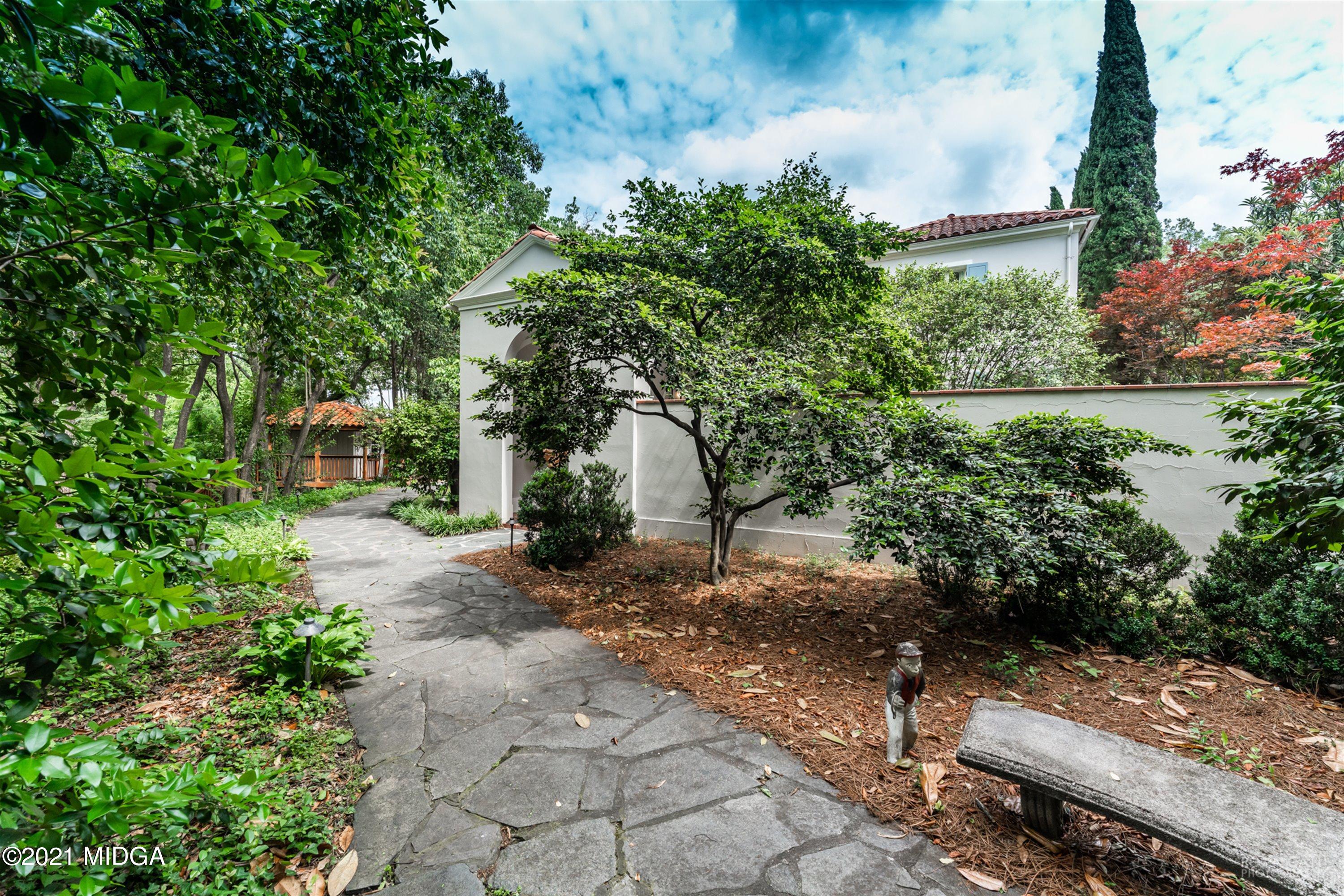 2694 Stanislaus Circle Macon, GA 31204 - Photo 72 of 109 70-DSC00689