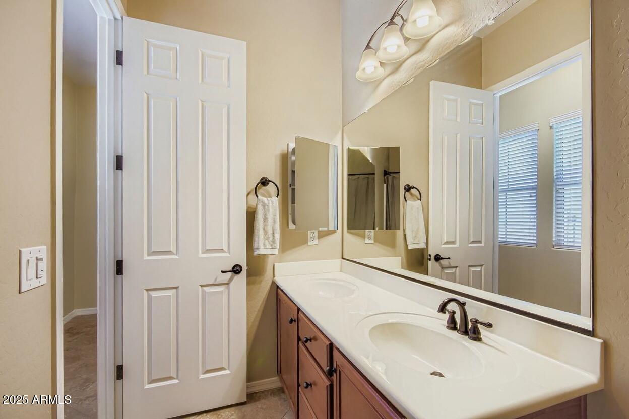 16192 West Berkeley Road Goodyear, AZ 85395 - Photo 40 of 44 Hall bathroom