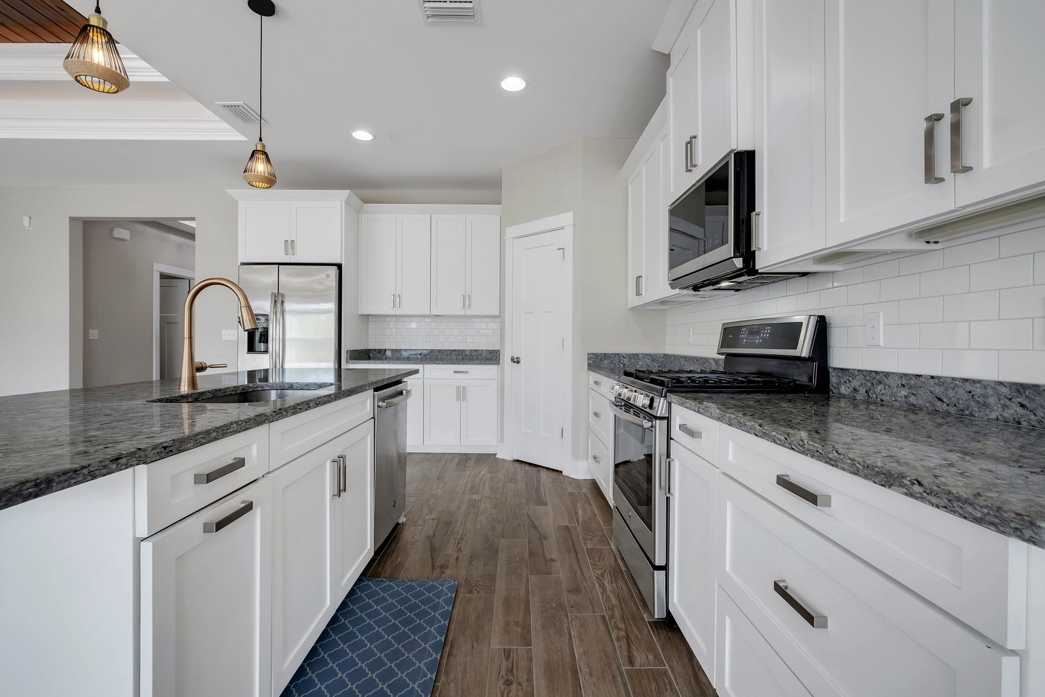 2802 Sweet Ridge Street Tallahassee, FL 32308 - Photo 5 of 33