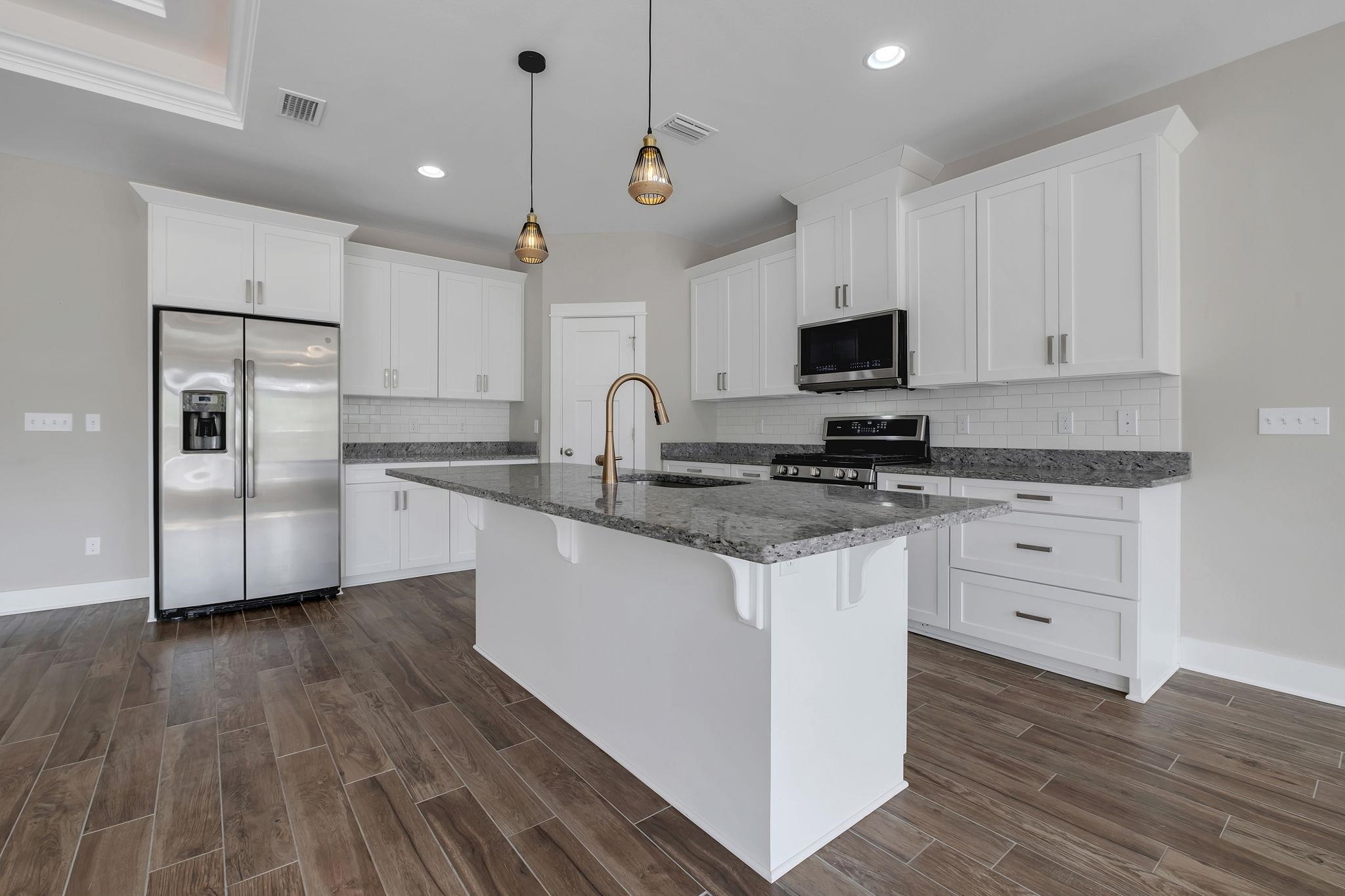 2802 Sweet Ridge Street Tallahassee, FL 32308 - Photo 6 of 33