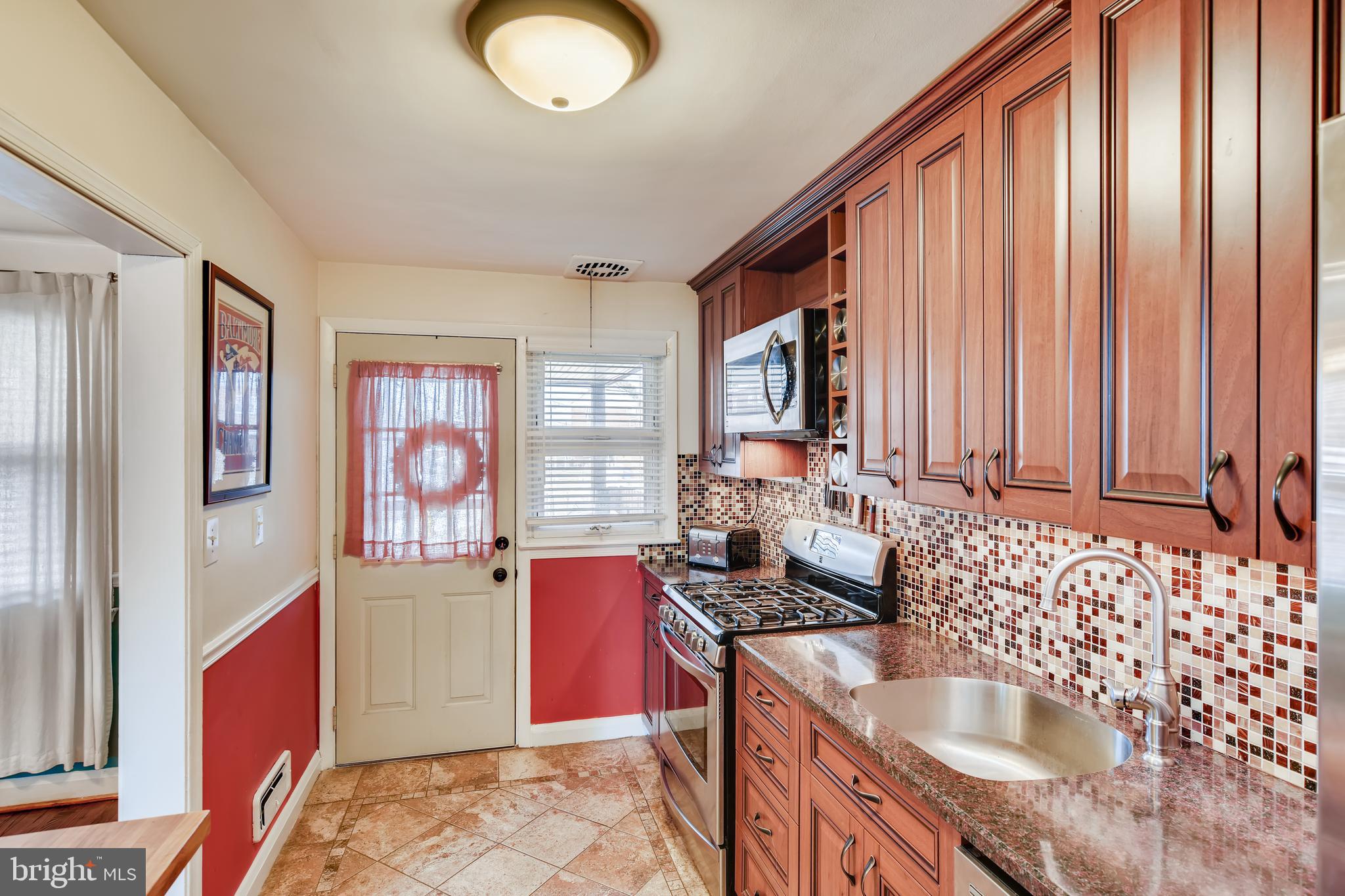 7800 Scholar Road Baltimore, MD 21222 - Photo 10 of 28