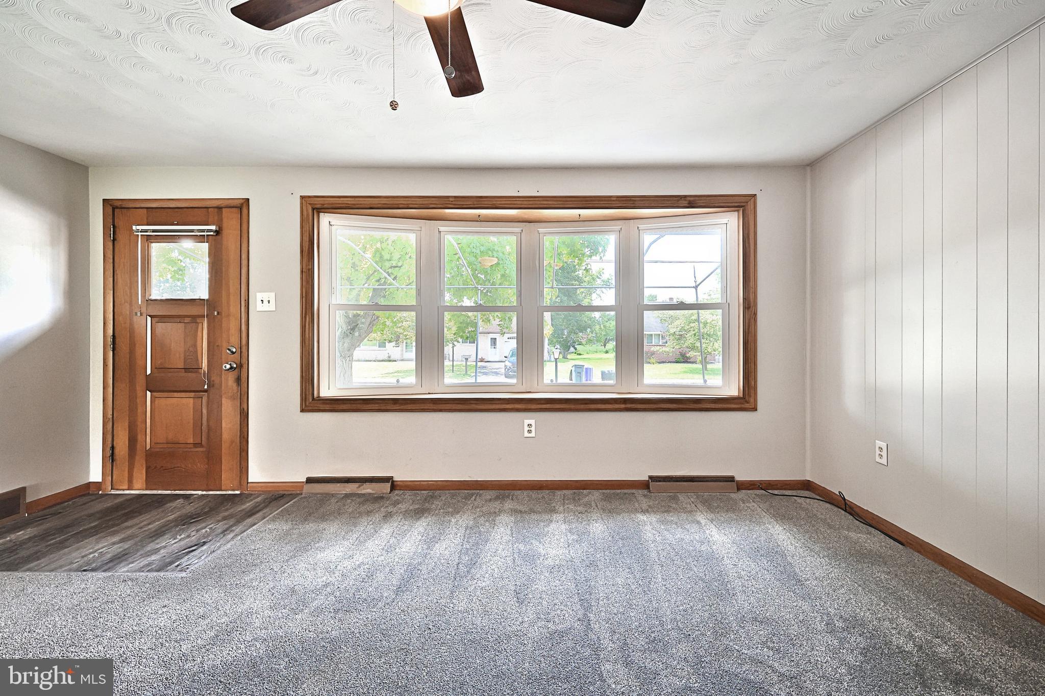 7 Meadow Road Dover, PA 17315 - Photo 12 of 41 Gallery Image 12