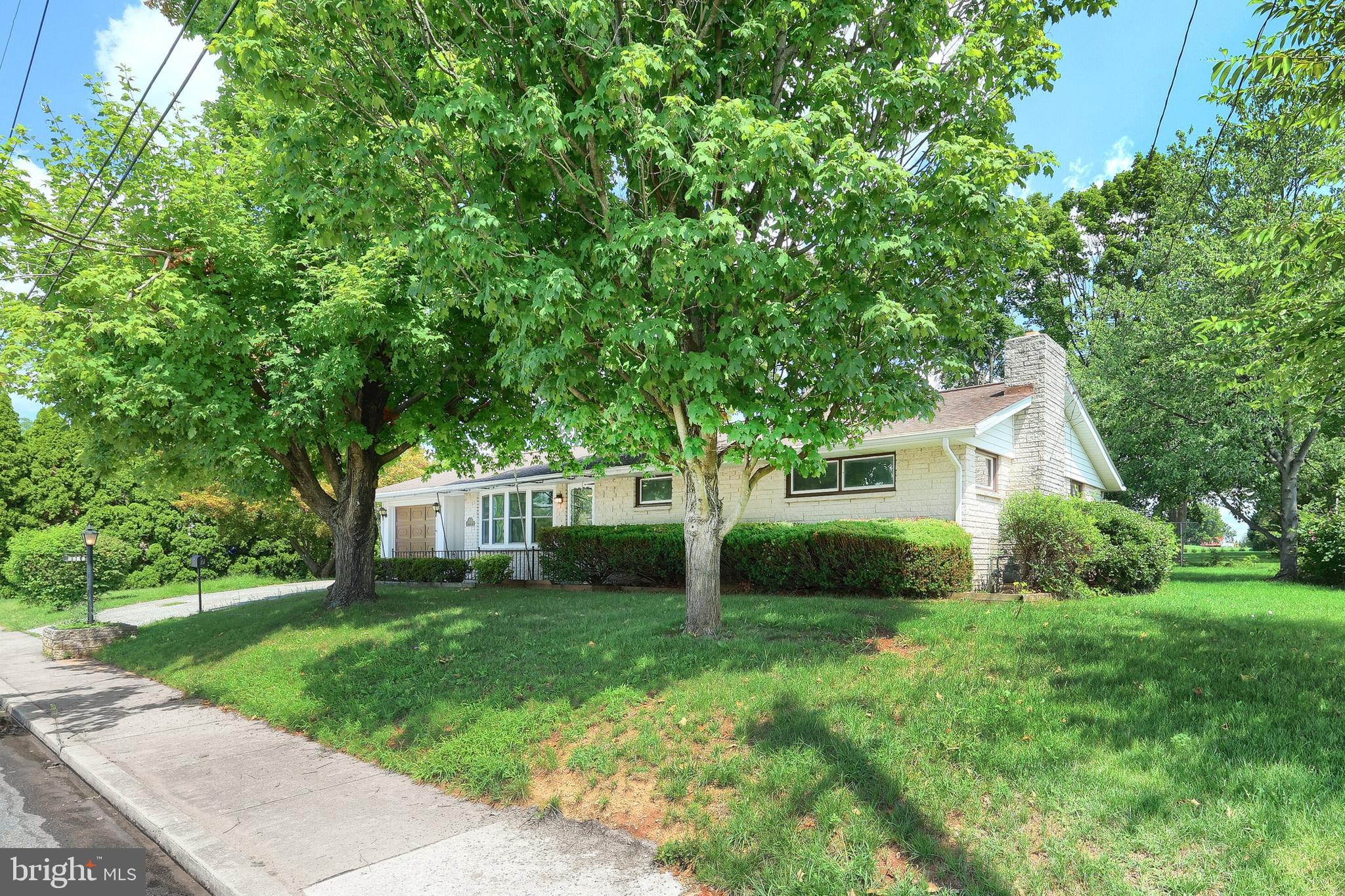 7 Meadow Road Dover, PA 17315 - Photo 5 of 41 Gallery Image 5